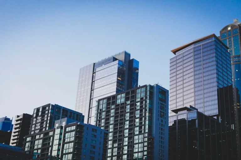 Tours de logements et de bureaux – appartement d’investissement en Israël